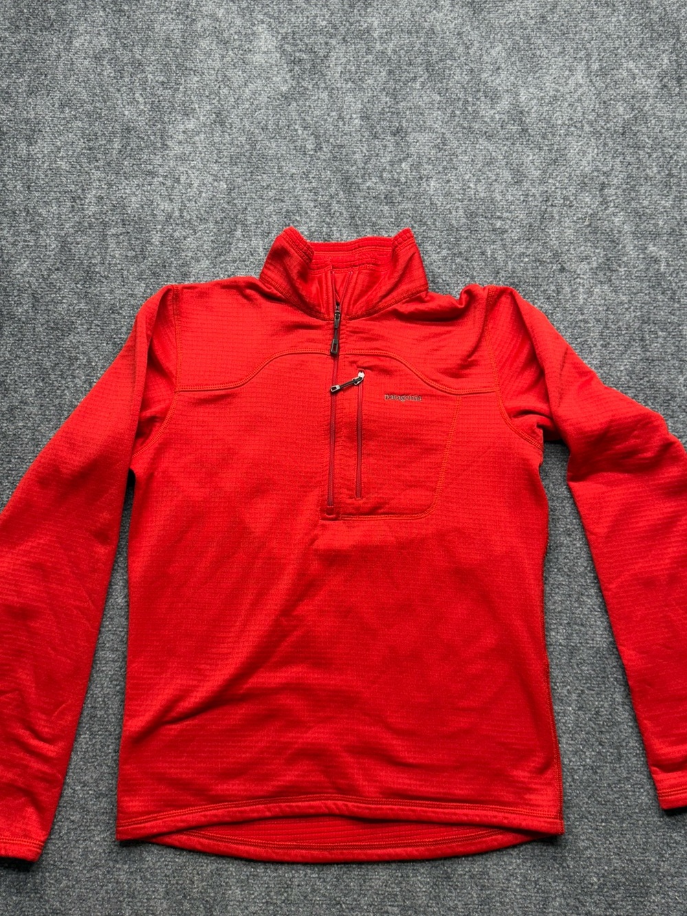 Patagonia Men’s Small Red Lightweight Quarter-Zip Fleece lined pullover Shirt